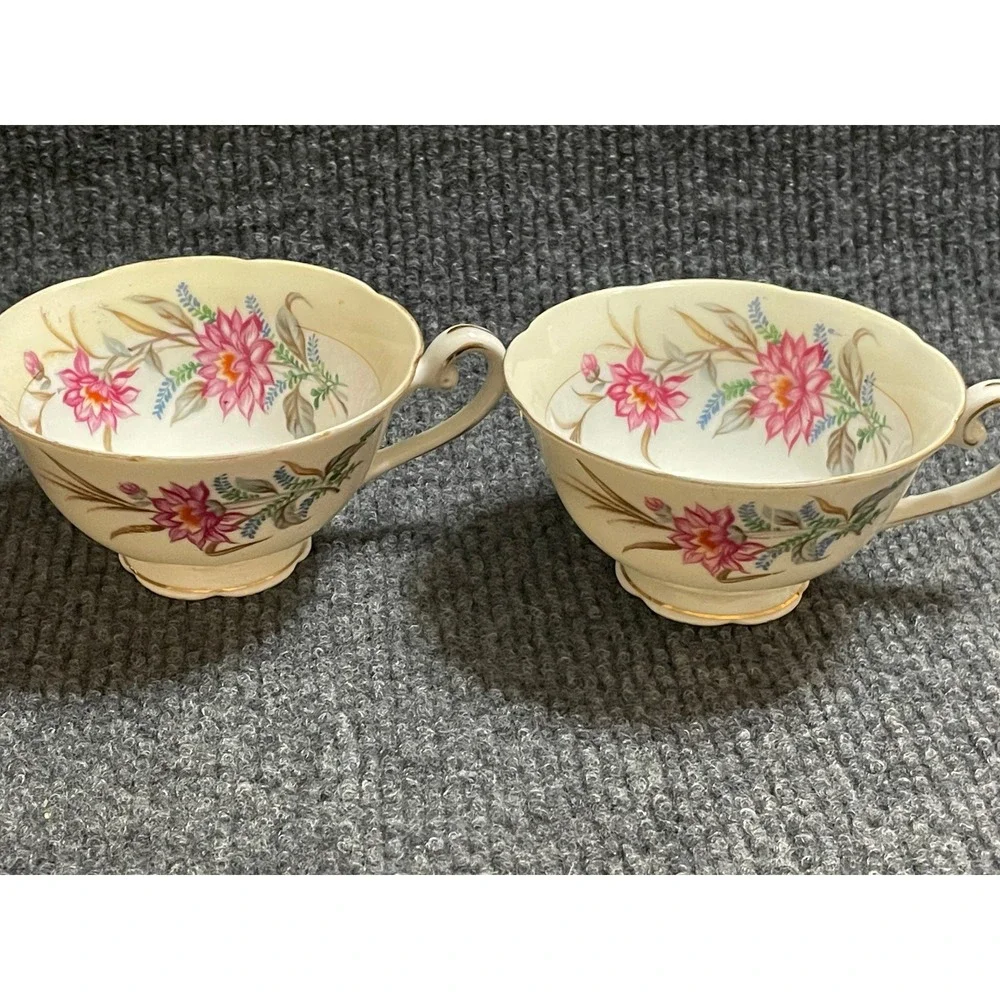 Vintage Maruyama Japan Porcelain Floral Teacups Set of 2 Pink Gold Scalloped Rim